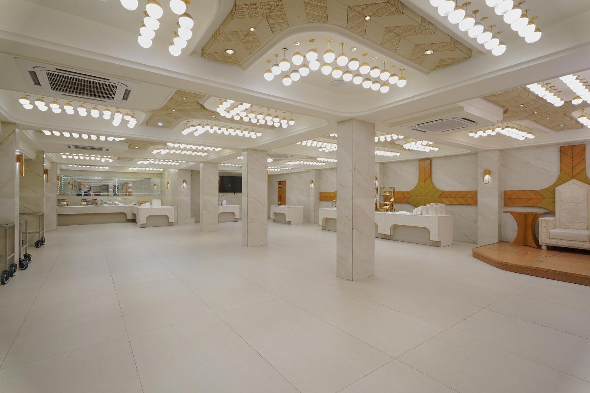 Artilla Inn أحمد أباد المظهر الخارجي الصورة