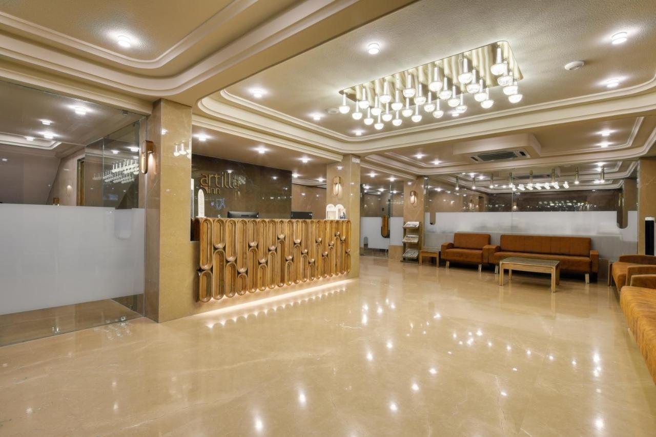 Artilla Inn أحمد أباد المظهر الخارجي الصورة