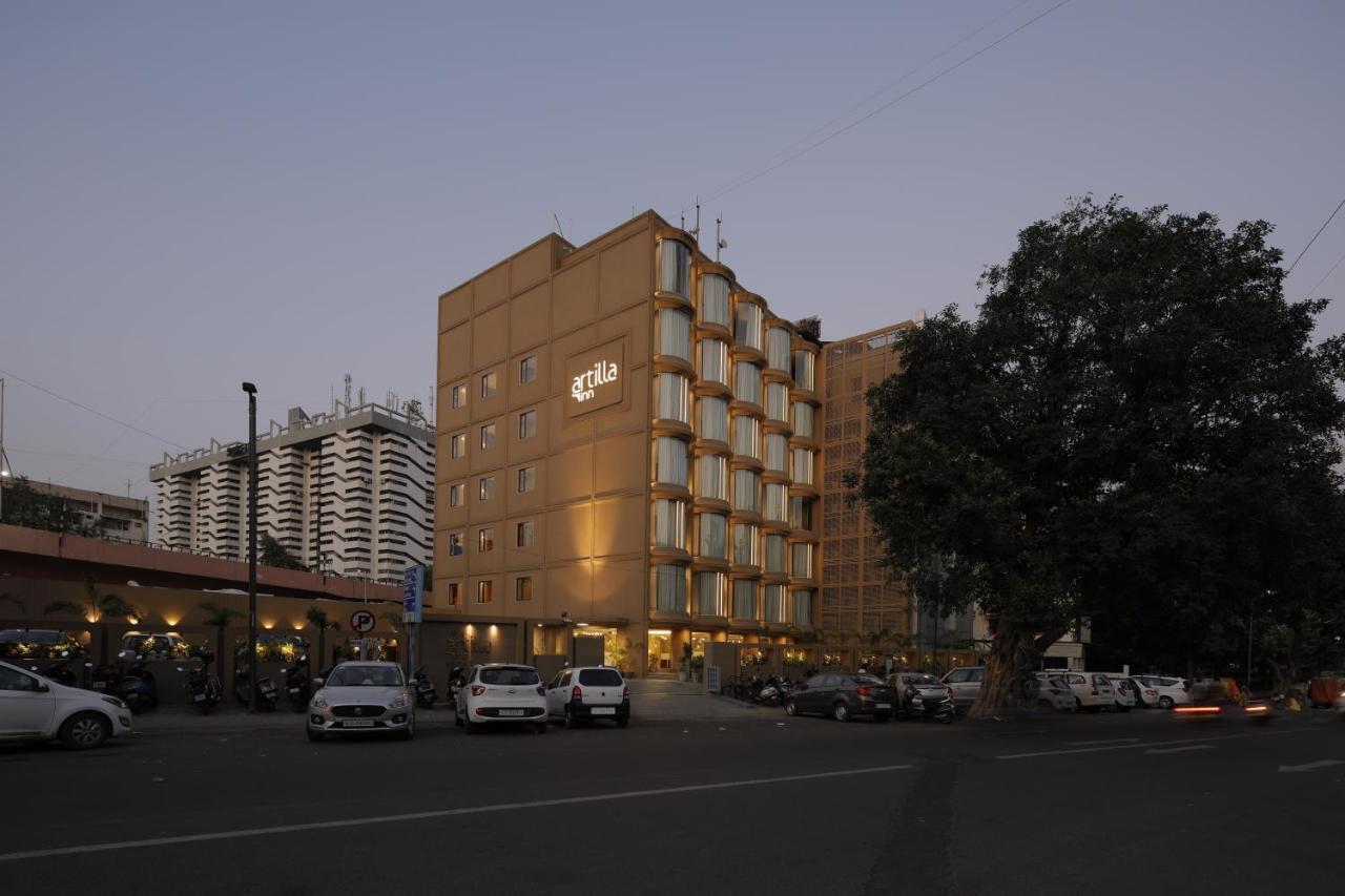 Artilla Inn أحمد أباد المظهر الخارجي الصورة