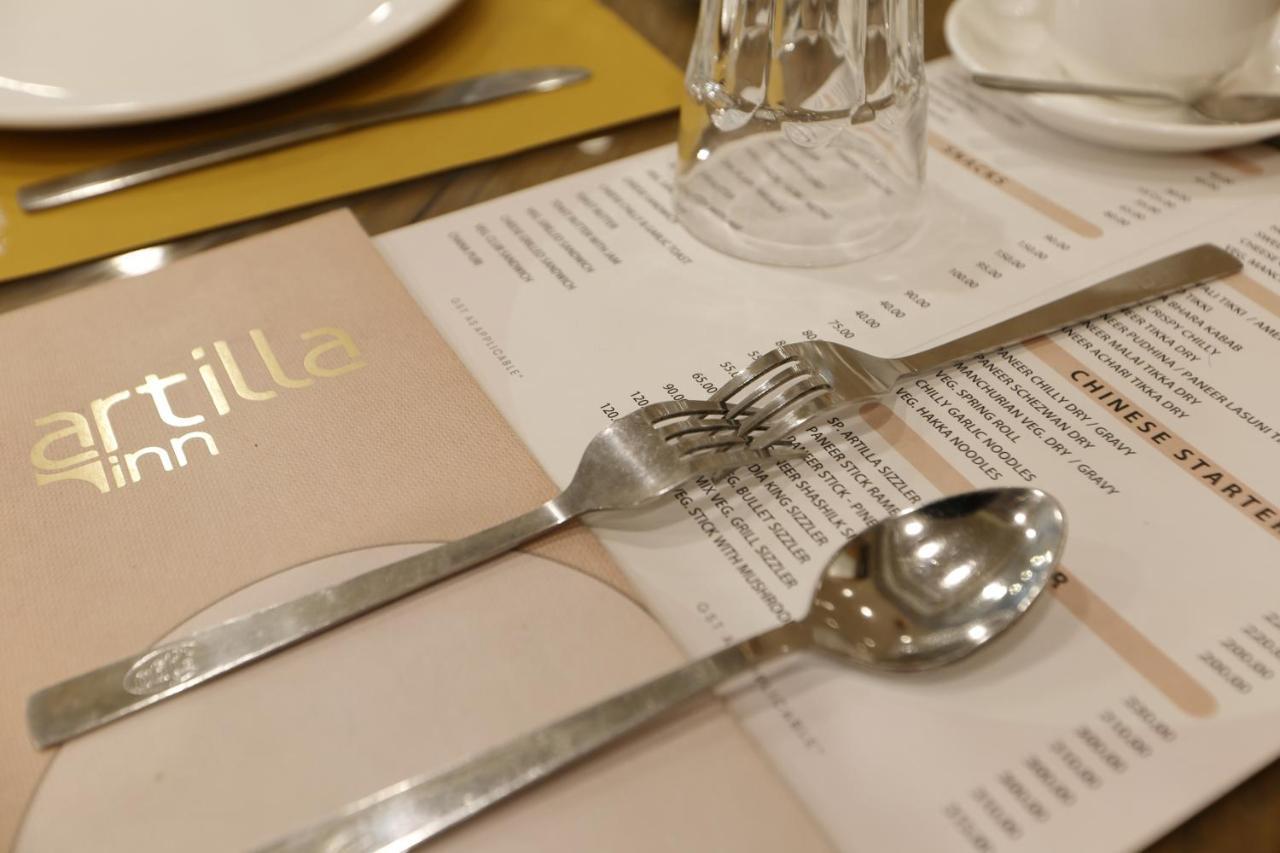 Artilla Inn أحمد أباد المظهر الخارجي الصورة